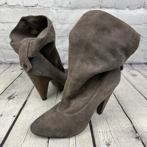 Ash Womens Shoes Size 37.5 7 Taupe Gray Solid Suede Ankle Boots Back Snap Heel